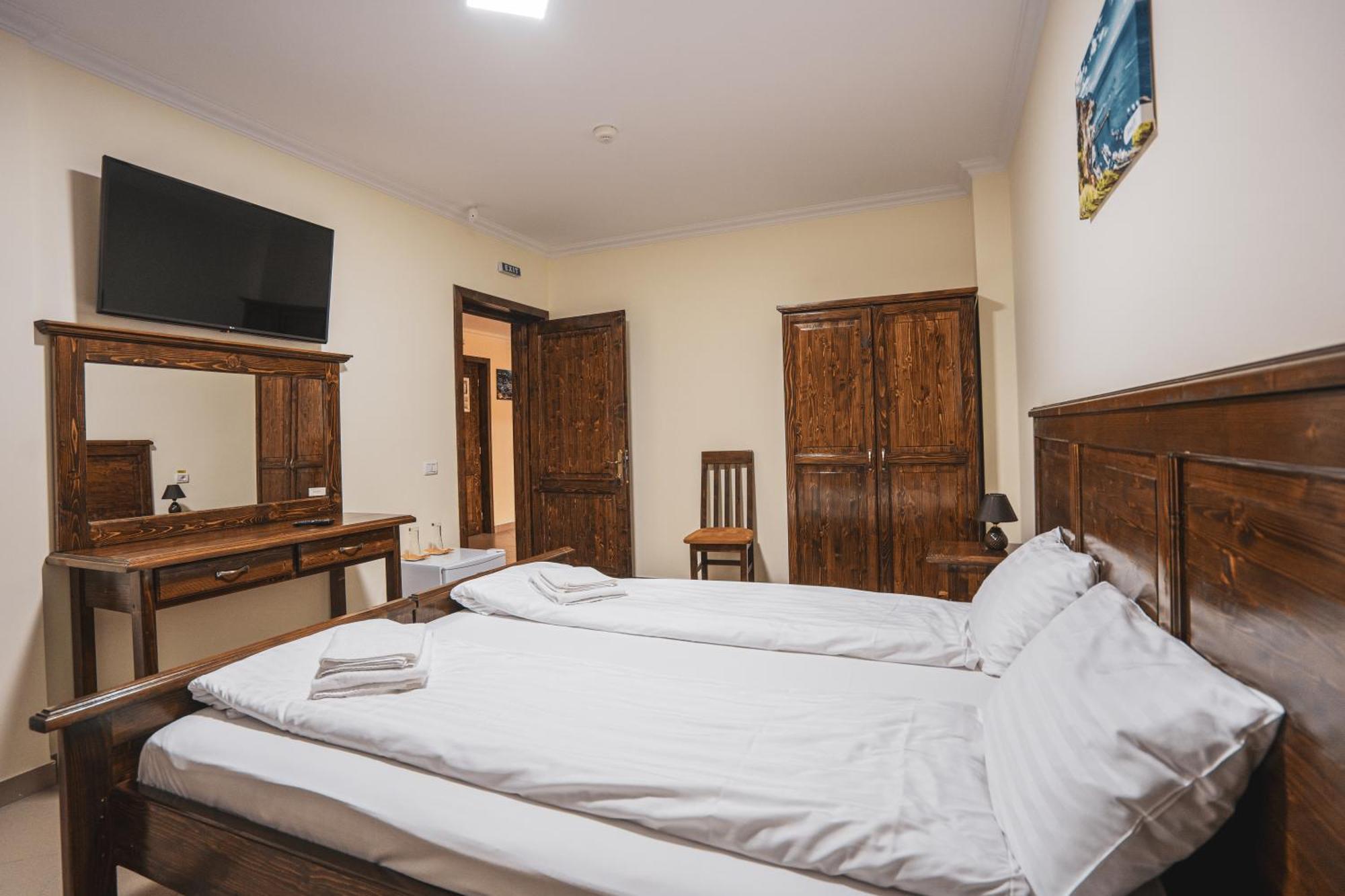 Hotel Rabbit Bran Moieciu de Jos Exterior foto